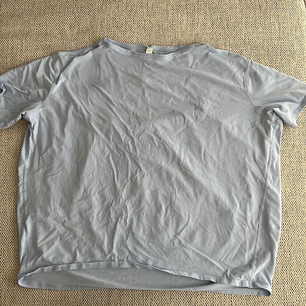 Blue shirt sleeve Lululemon shirt
